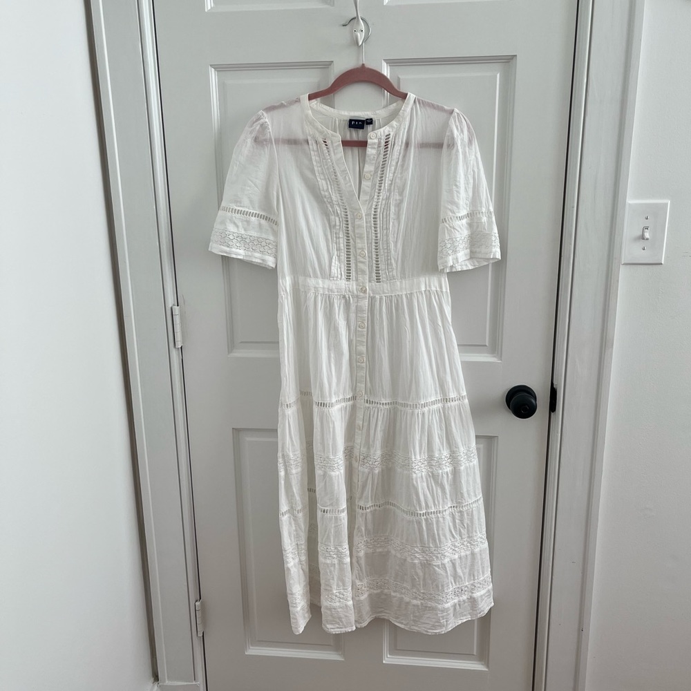 Gap eyelet dress